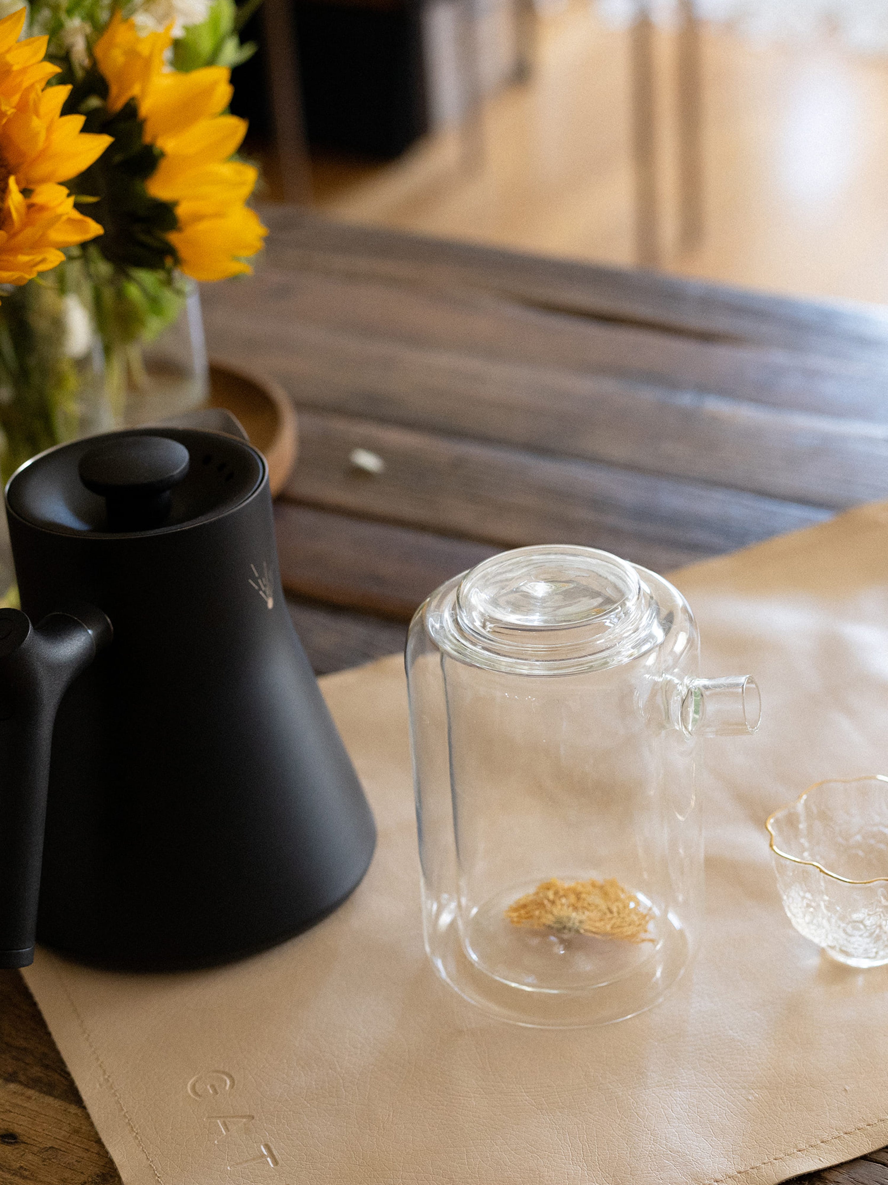 Stephanie Liu Hjelmeseth's tea preparation.