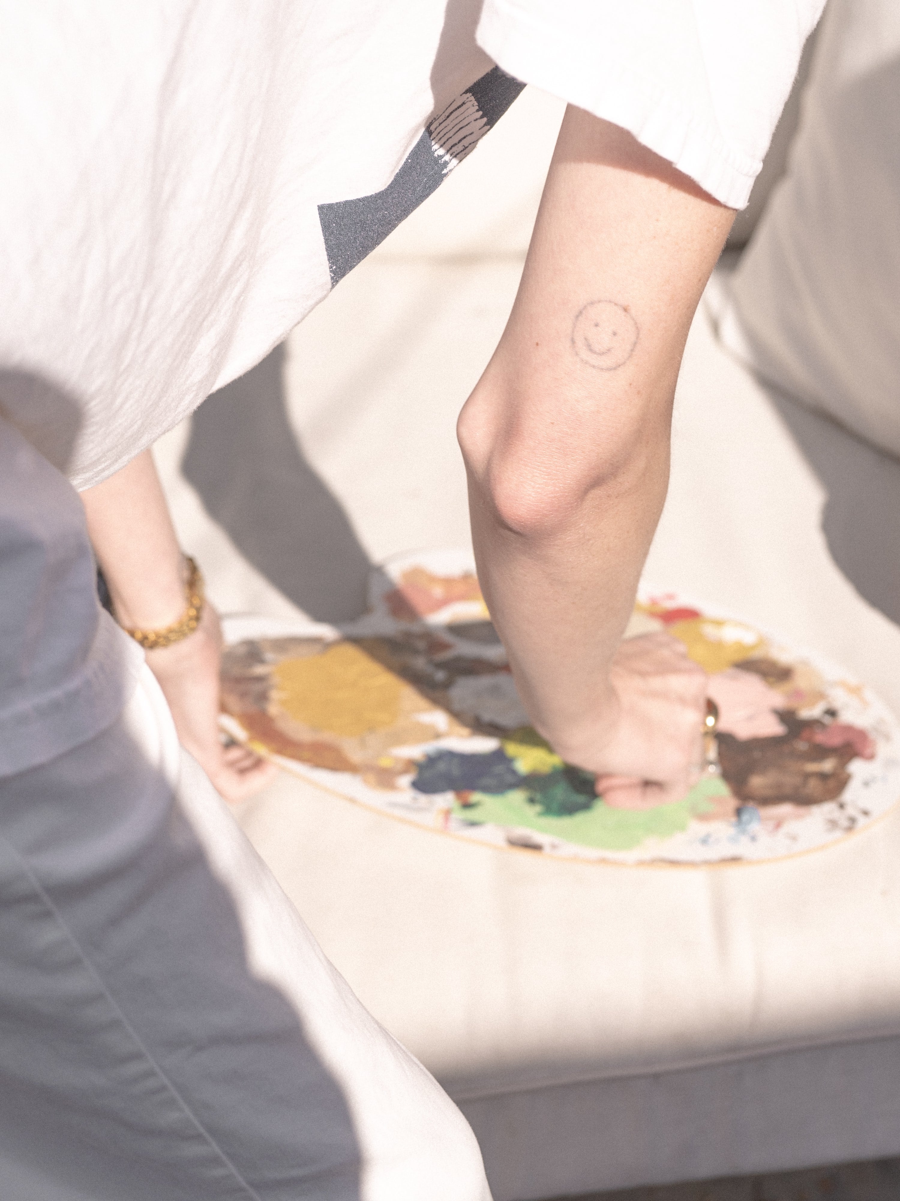 Fashion and beauty journalist, and founder of Herbs for Relaxation, Sue Williamson painting